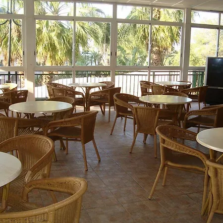 Festival Village 酒店 萨洛