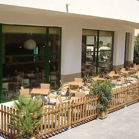 Festival Village 3*